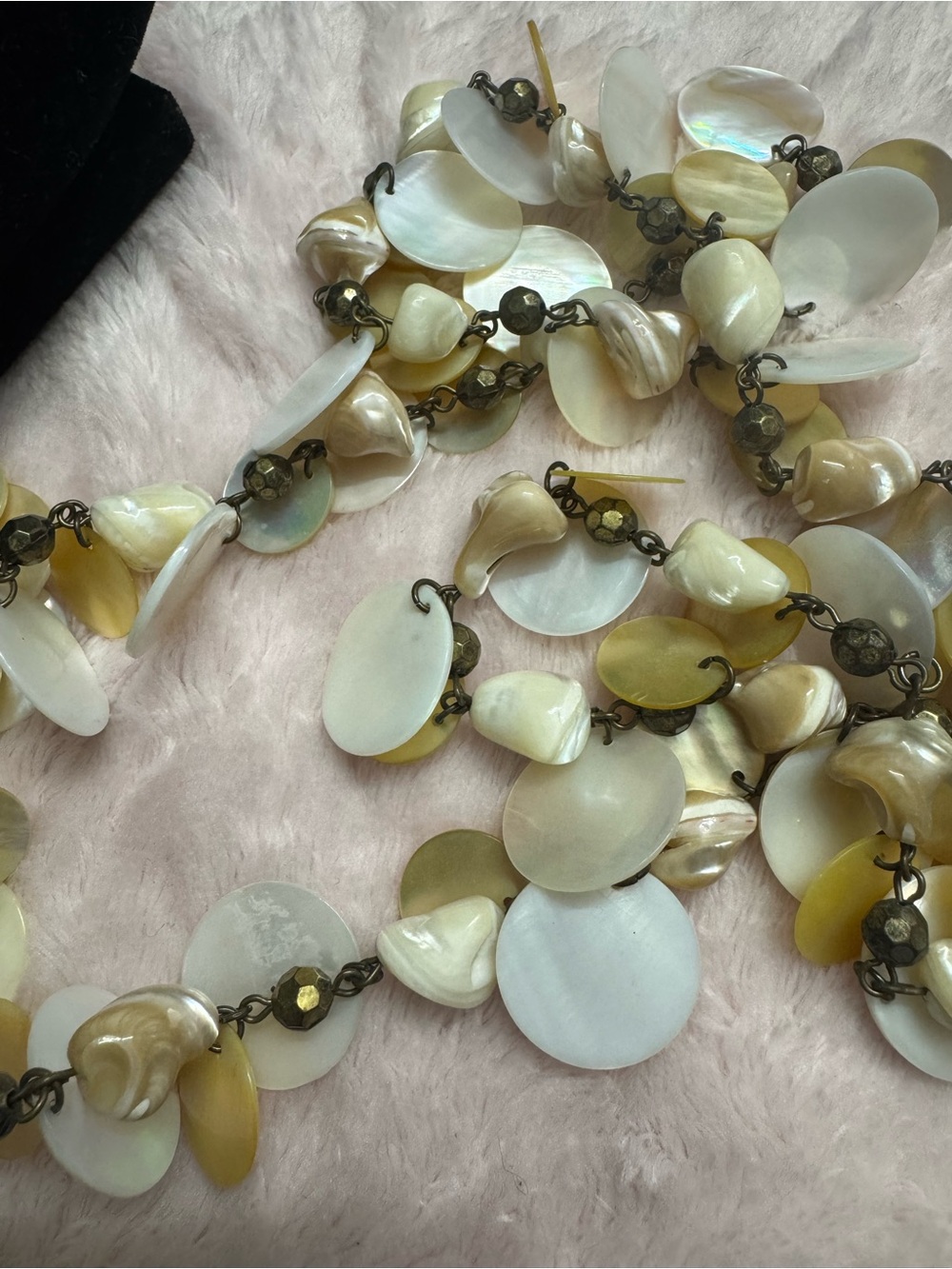Shell necklace - Picture 2 of 3